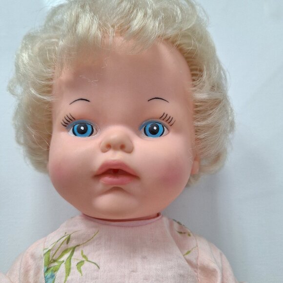Vintage Reliable Baby Doll Made in Canada - Picture 5 of 7